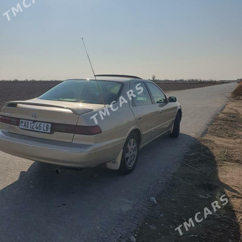 Toyota Camry 1998 - 115 000 TMT - Сакар - img 4