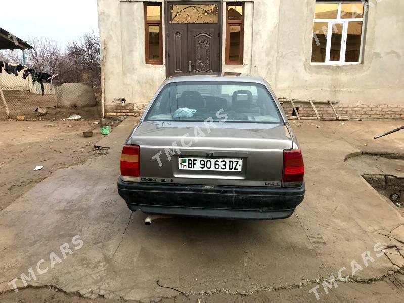 Opel Omega 1990 - 24 000 TMT - Дашогуз - img 7