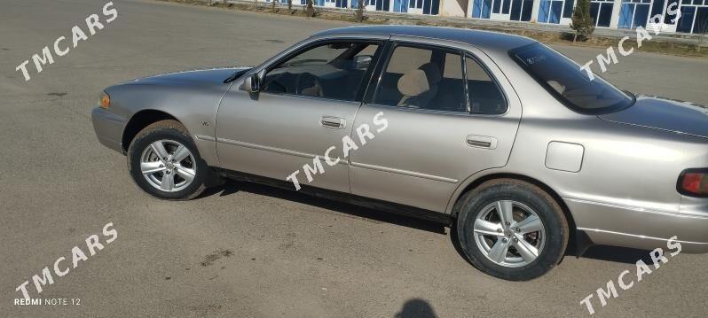 Toyota Camry 1995 - 90 000 TMT - Мары - img 5