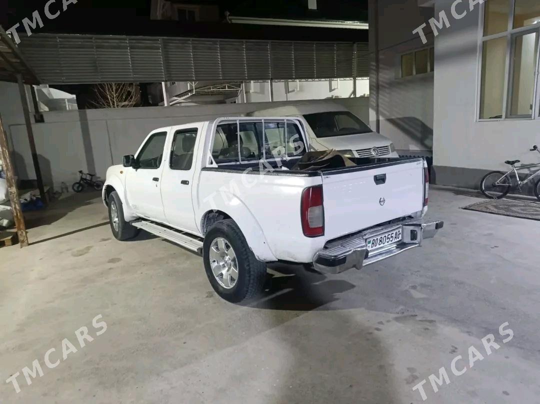 Nissan Navara 2006 - 70 000 TMT - Бабадайхан - img 2