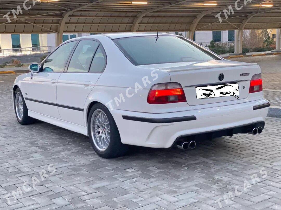 BMW E39 2001 - 130 000 TMT - Türkmenbaşy - img 5