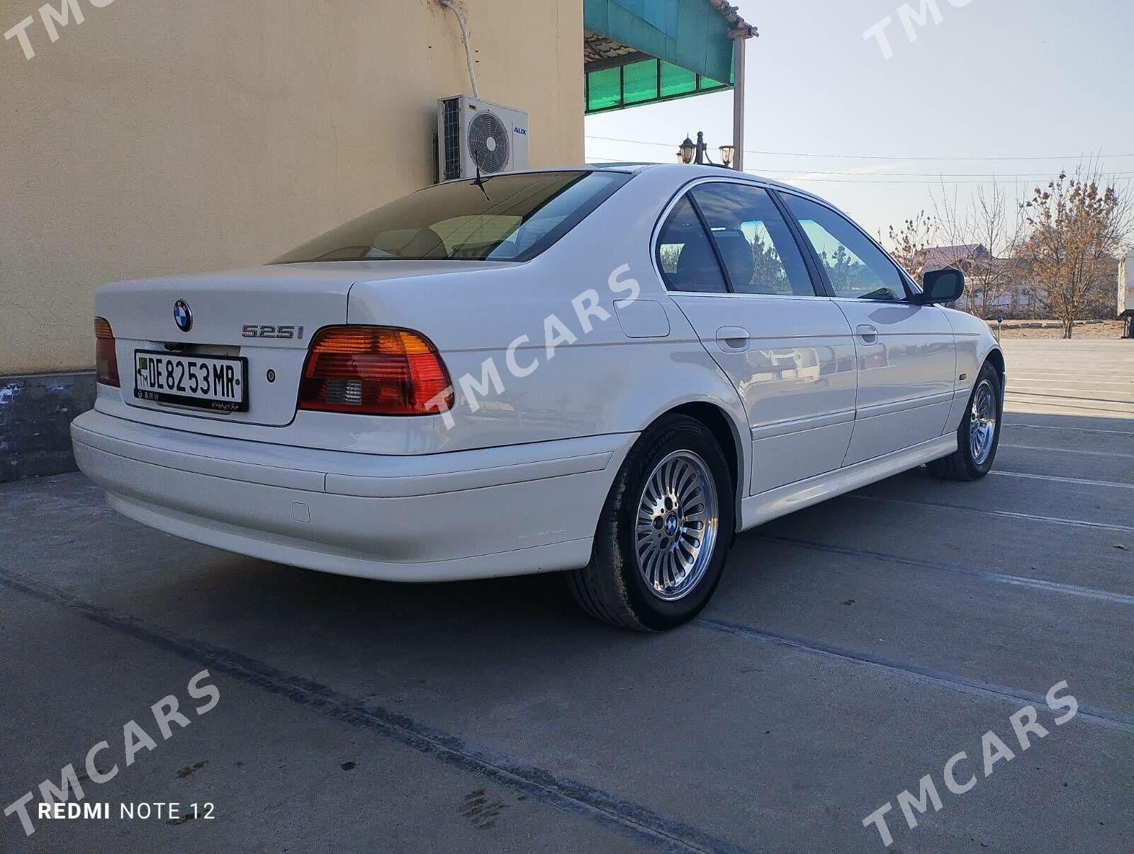 BMW E39 2001 - 135 000 TMT - Mary - img 5