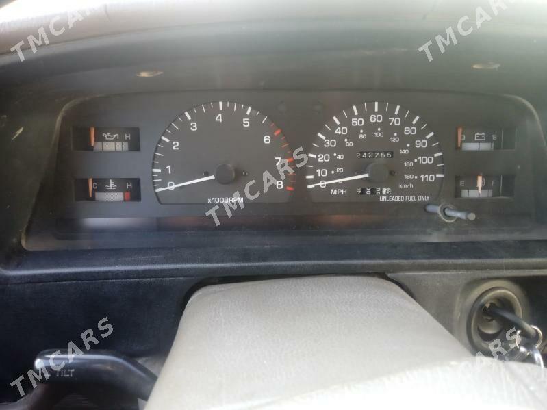 Toyota 4Runner 1994 - 80 000 TMT - Кёнеургенч - img 3