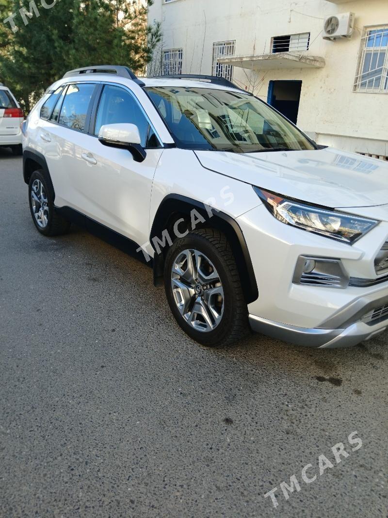 Toyota RAV4 2019 - 345 000 TMT - Aşgabat - img 2