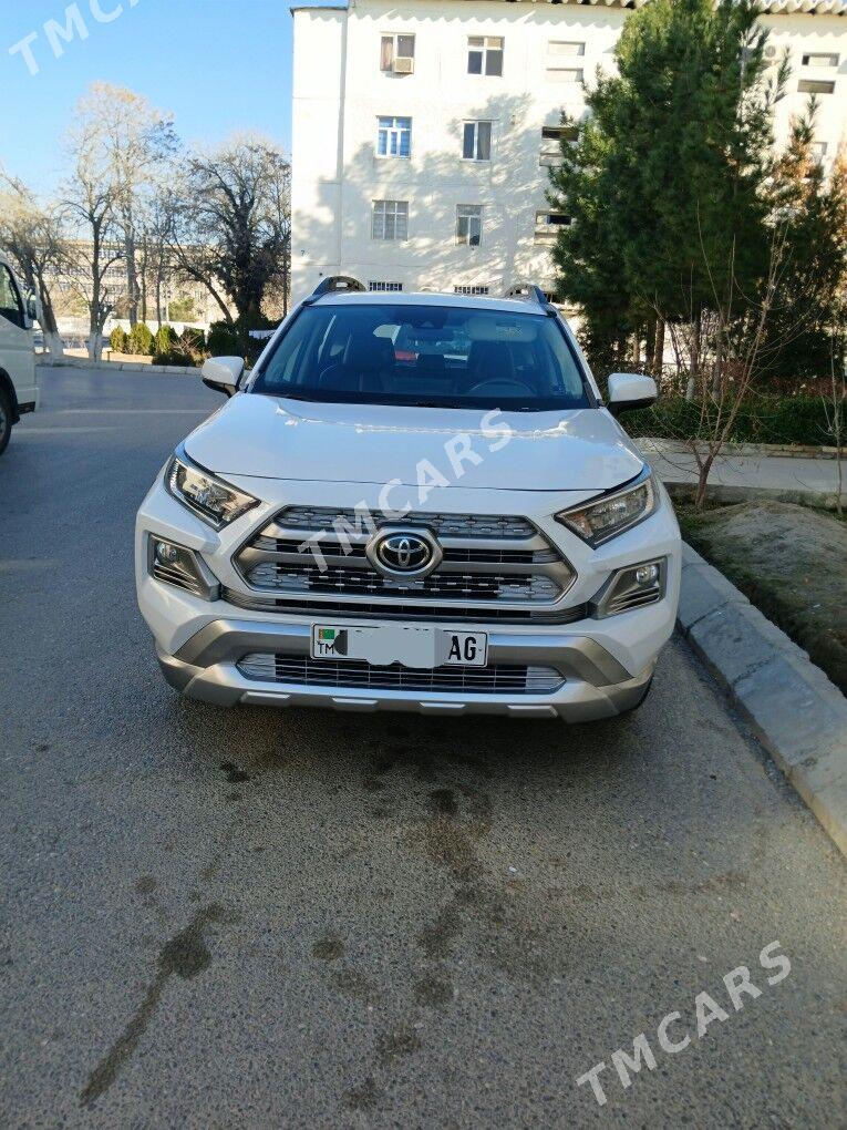 Toyota RAV4 2019 - 345 000 TMT - Aşgabat - img 6