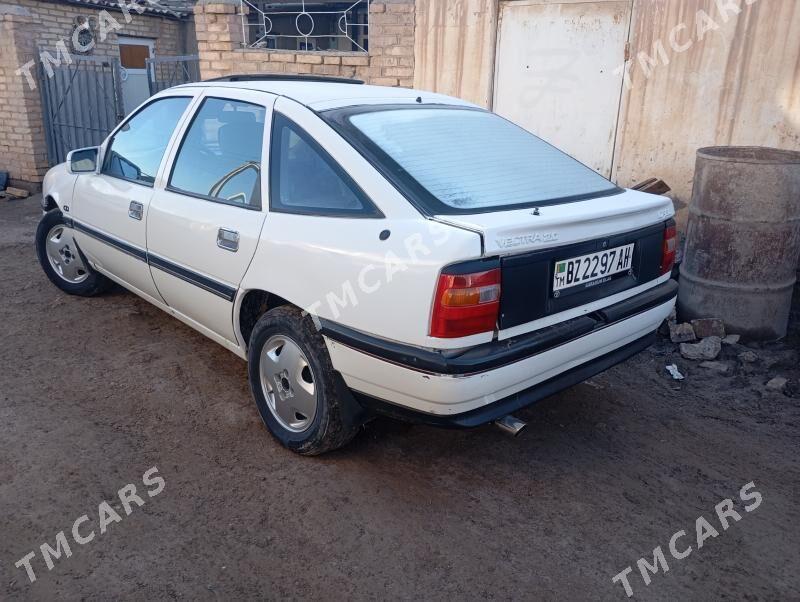 Opel Vectra 1992 - 26 000 TMT - Теджен - img 3