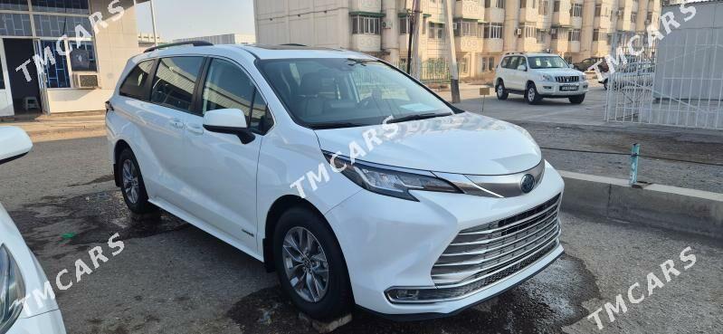 Toyota Sienna 2021 - 600 000 TMT - Туркменабат - img 2