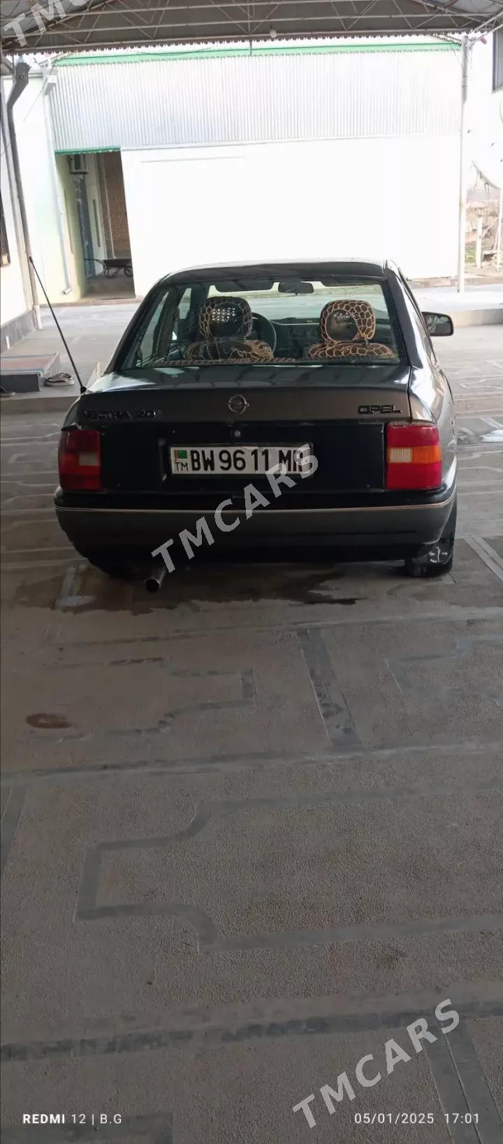 Opel Vectra 1989 - 35 000 TMT - Мургап - img 3