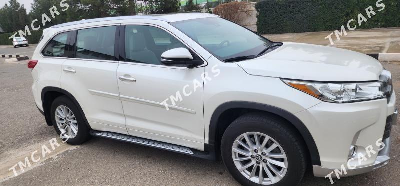 Toyota Highlander 2018 - 520 000 TMT - Aşgabat - img 3