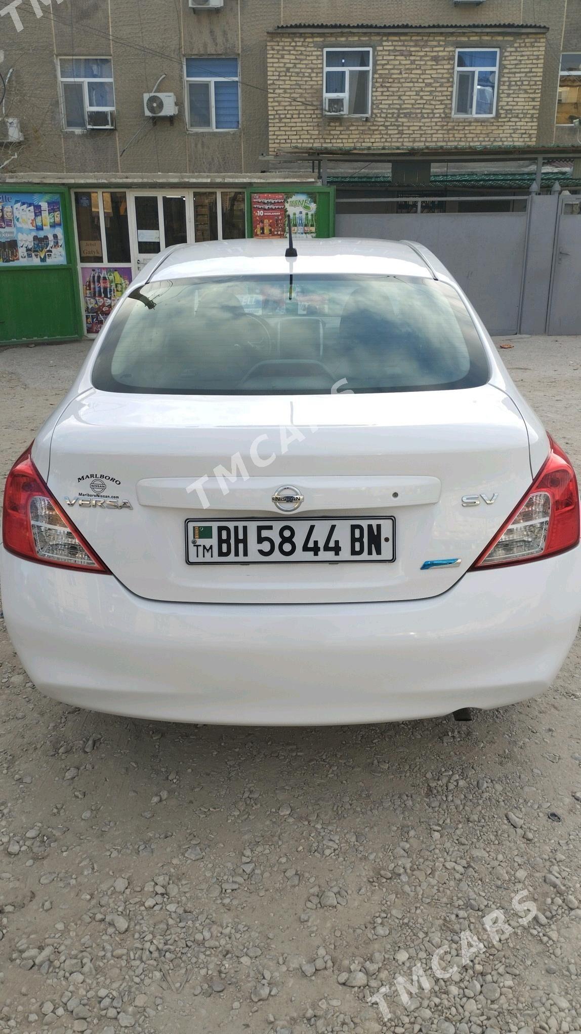 Nissan Versa 2012 - 85 000 TMT - Balkanabat - img 4