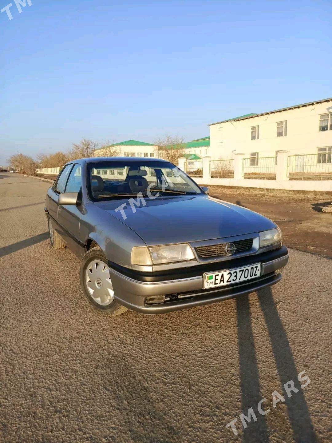 Opel Vectra 1994 - 34 000 TMT - Кёнеургенч - img 2