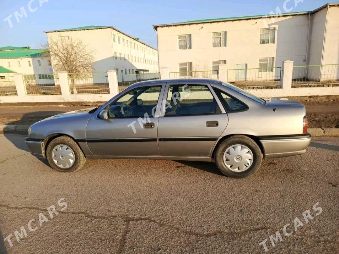 Opel Vectra 1994 - 34 000 TMT - Кёнеургенч - img 6