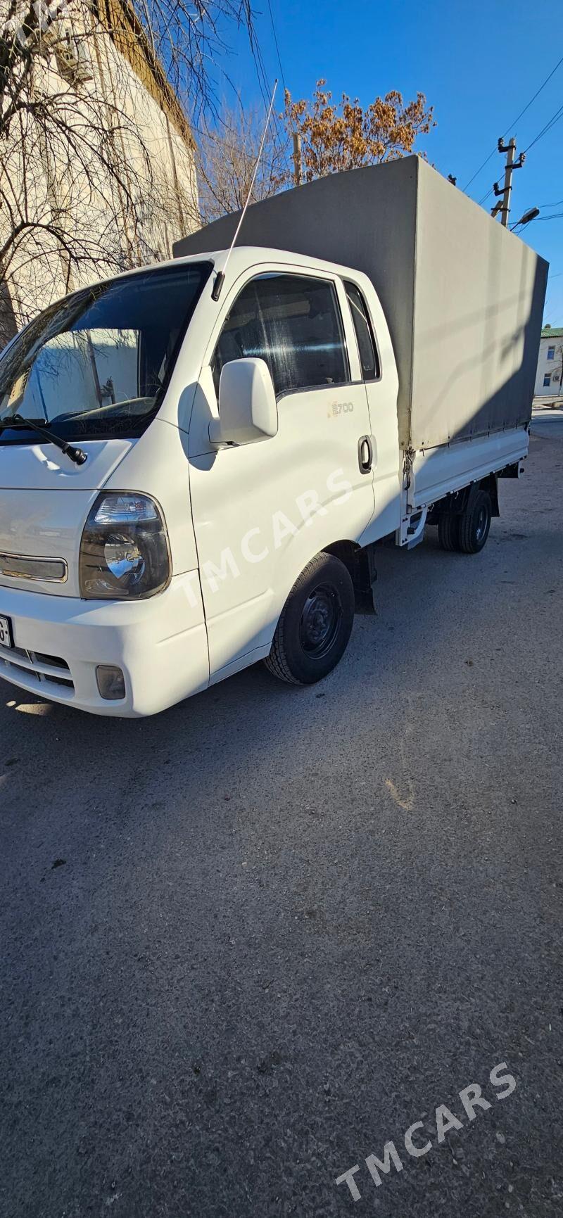 Kia Bongo 2013 - 160 000 TMT - Balkanabat - img 2