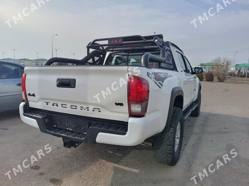 Toyota Tacoma 2022 - 460 000 TMT - Дашогуз - img 2