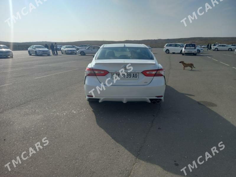 Toyota Camry 2018 - 290 000 TMT - Aşgabat - img 5