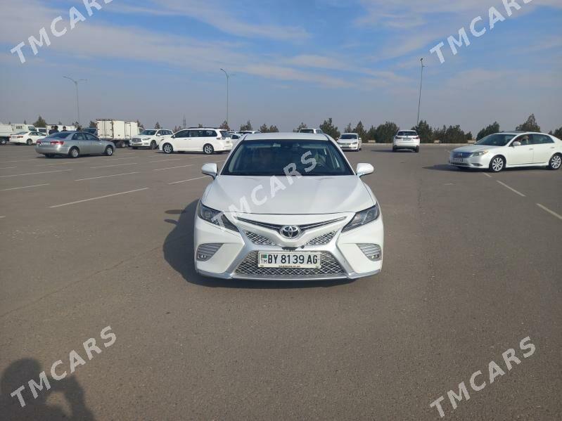 Toyota Camry 2018 - 290 000 TMT - Aşgabat - img 3