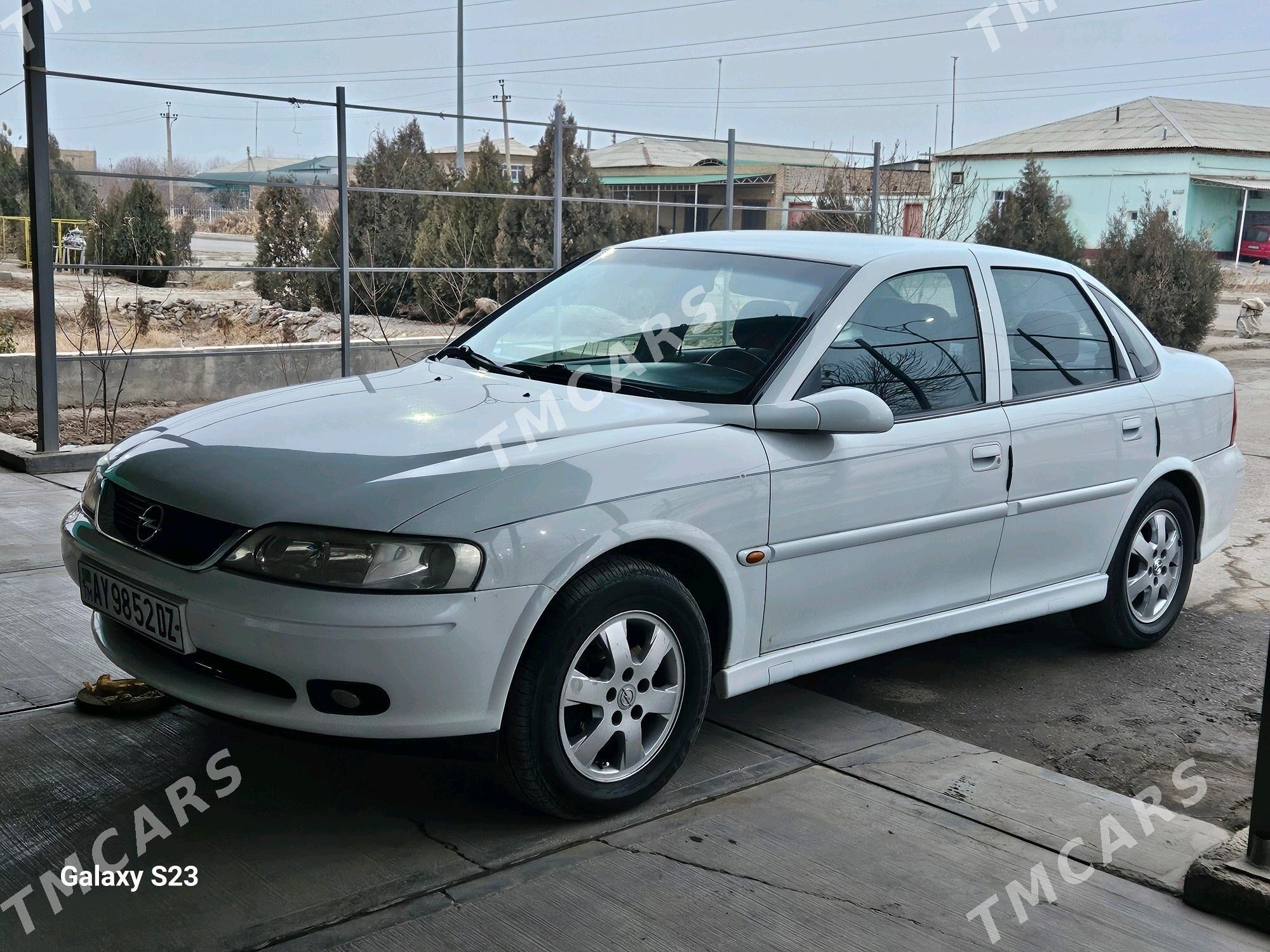 Opel Vectra 2001 - 68 000 TMT - Дашогуз - img 3