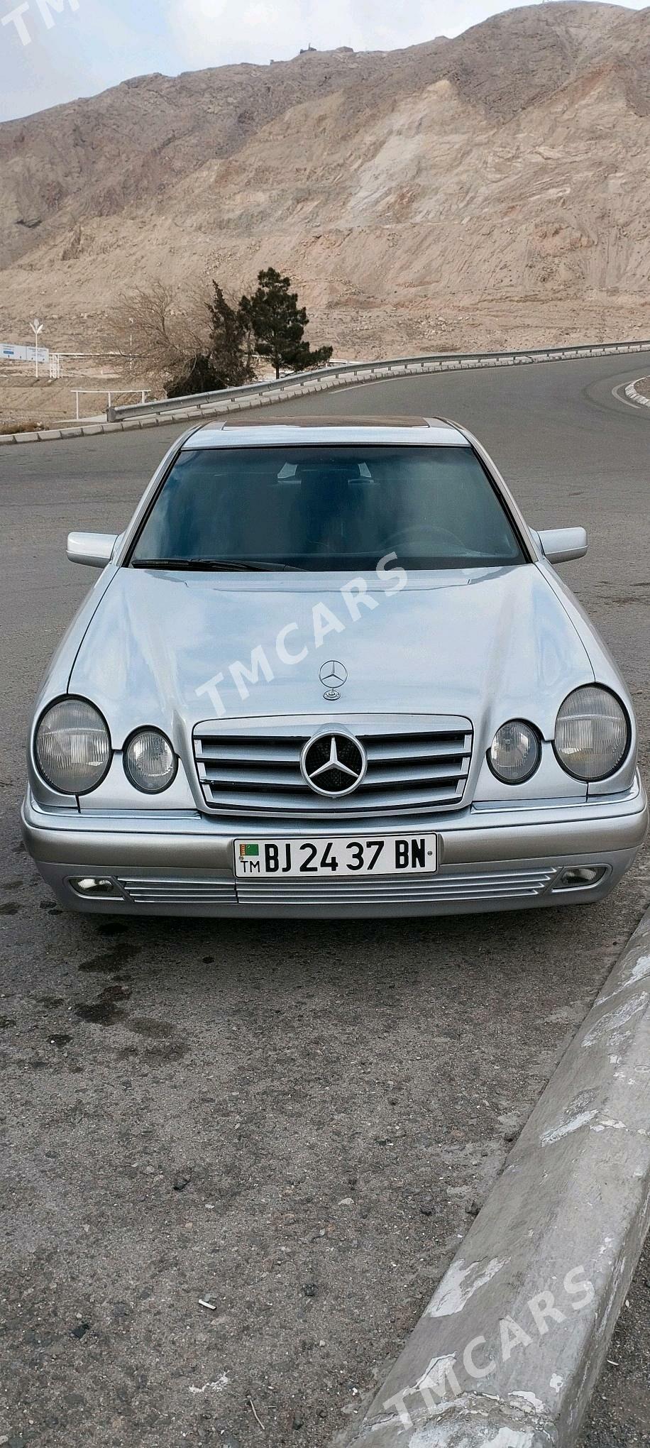 Mercedes-Benz E280 1999 - 75 000 TMT - Türkmenbaşy - img 4