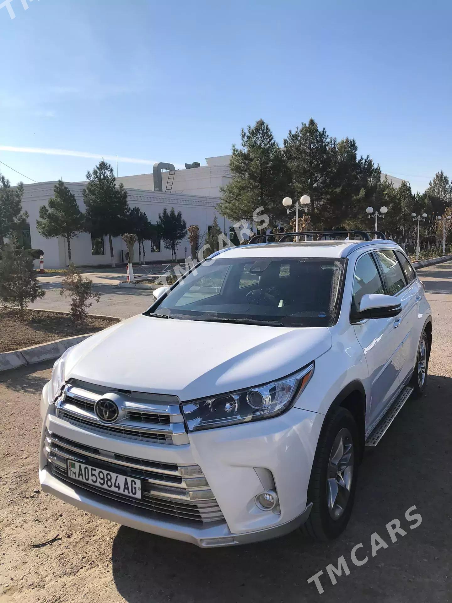 Toyota Highlander 2018 - 365 000 TMT - Мары - img 2