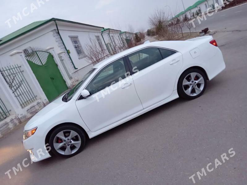 Toyota Camry 2012 - 205 000 TMT - Garabekewül - img 2