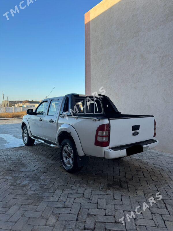 Toyota Hilux 2008 - 90 000 TMT - Байрамали - img 5