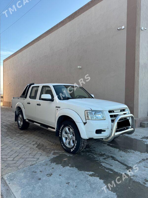 Toyota Hilux 2008 - 90 000 TMT - Байрамали - img 3