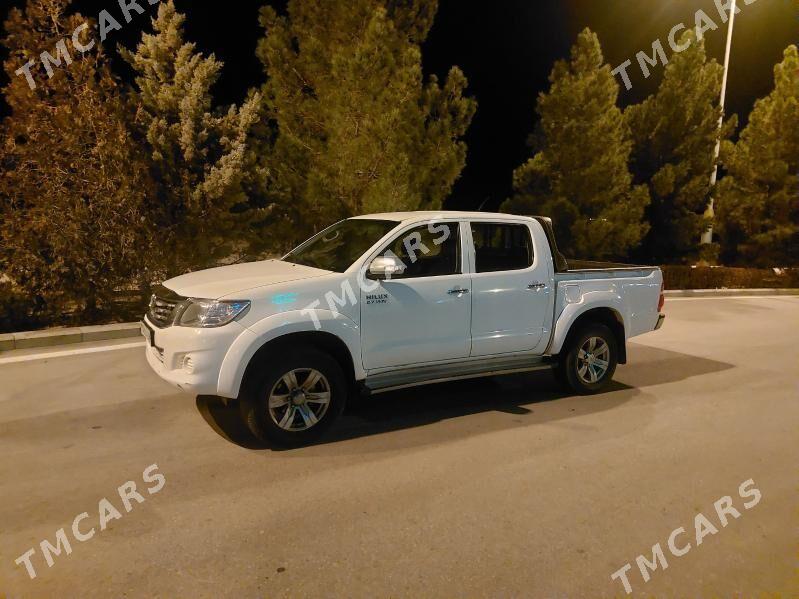 Toyota Hilux 2013 - 300 000 TMT - Türkmenbaşy - img 5