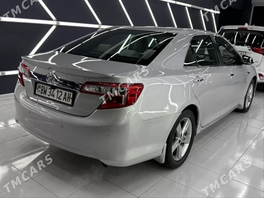 Toyota Camry 2012 - 185 000 TMT - Ак-Бугдайский этрап - img 3