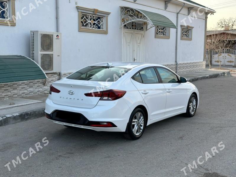 Hyundai Elantra 2019 - 215 000 TMT - Balkanabat - img 4