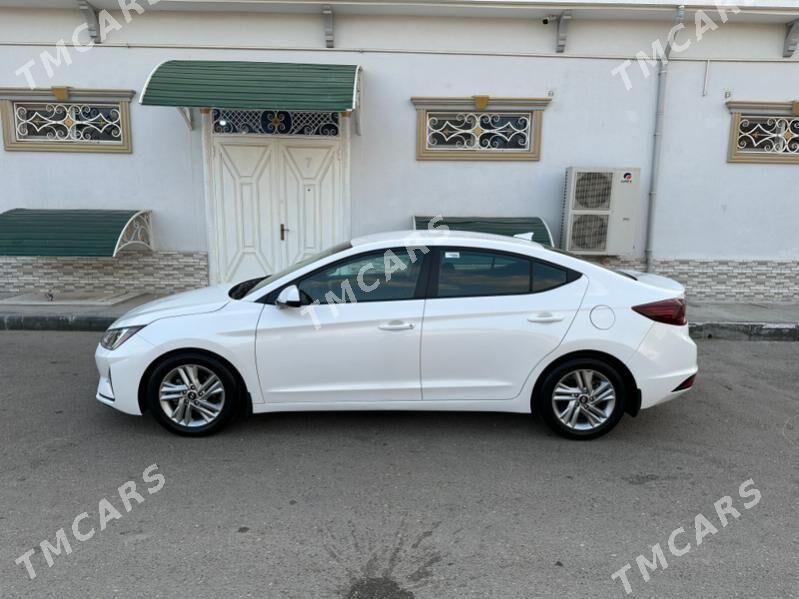 Hyundai Elantra 2019 - 215 000 TMT - Balkanabat - img 5