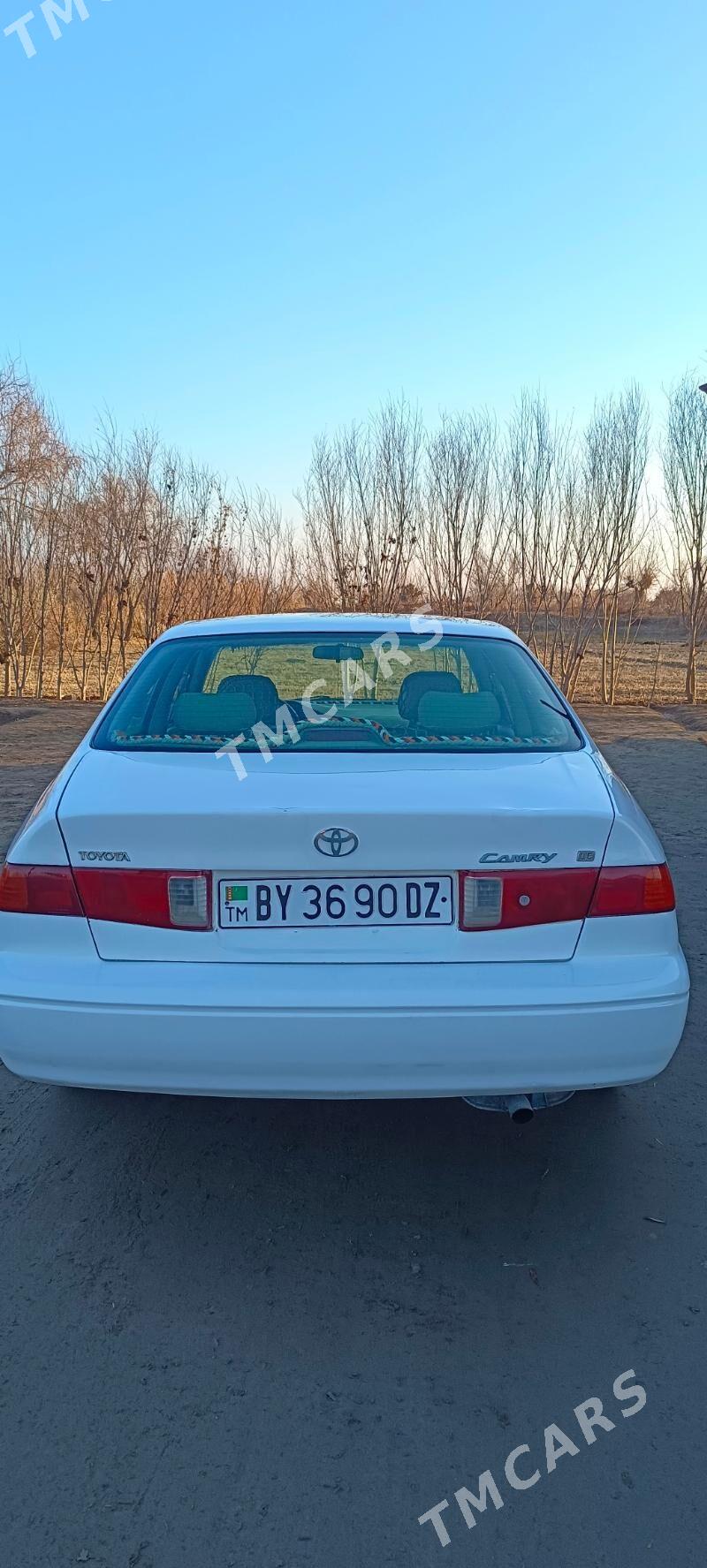 Toyota Camry 1998 - 110 000 TMT - Türkmenbaşy etr. - img 3