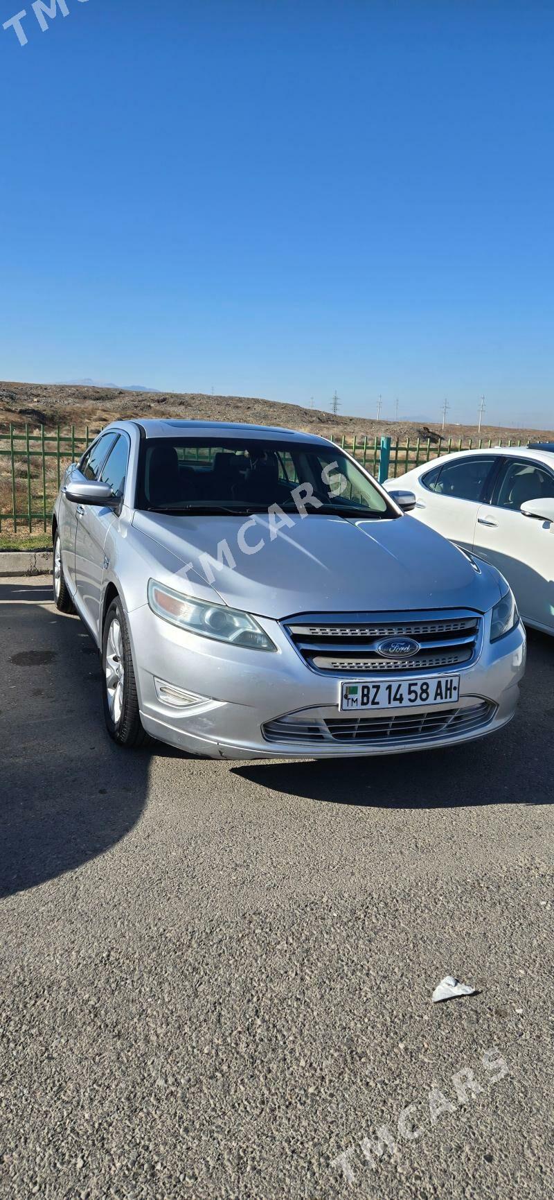 Ford Taurus 2010 - 150 000 TMT - Ашхабад - img 2