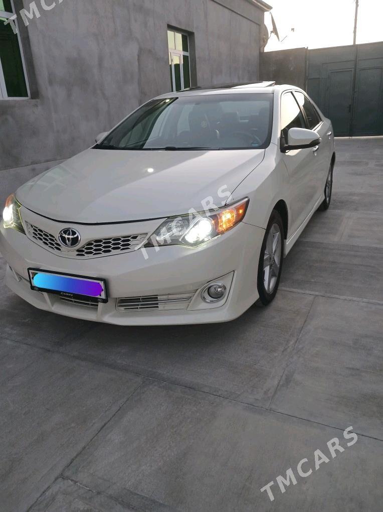 Toyota Camry 2012 - 200 000 TMT - Гёкдепе - img 2