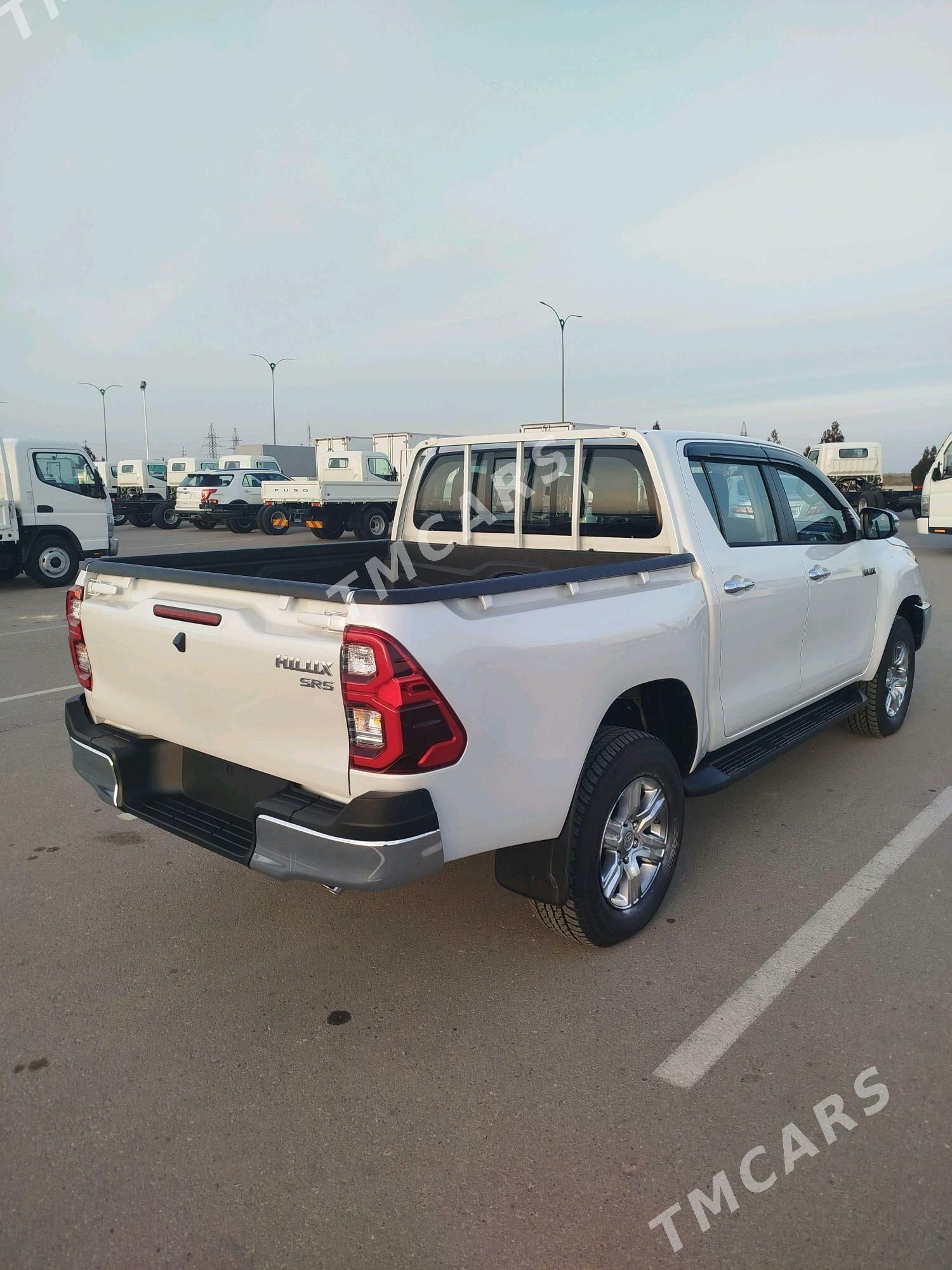 Toyota Hilux 2024 - 690 000 TMT - "Алтын Асыр" Гундогар базары ( Толкучка) - img 3