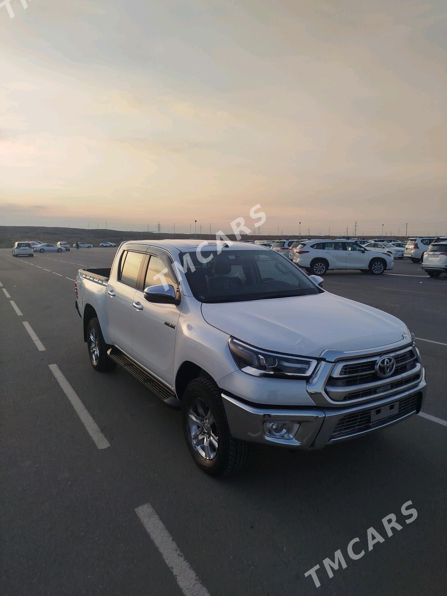 Toyota Hilux 2024 - 690 000 TMT - "Алтын Асыр" Гундогар базары ( Толкучка) - img 2