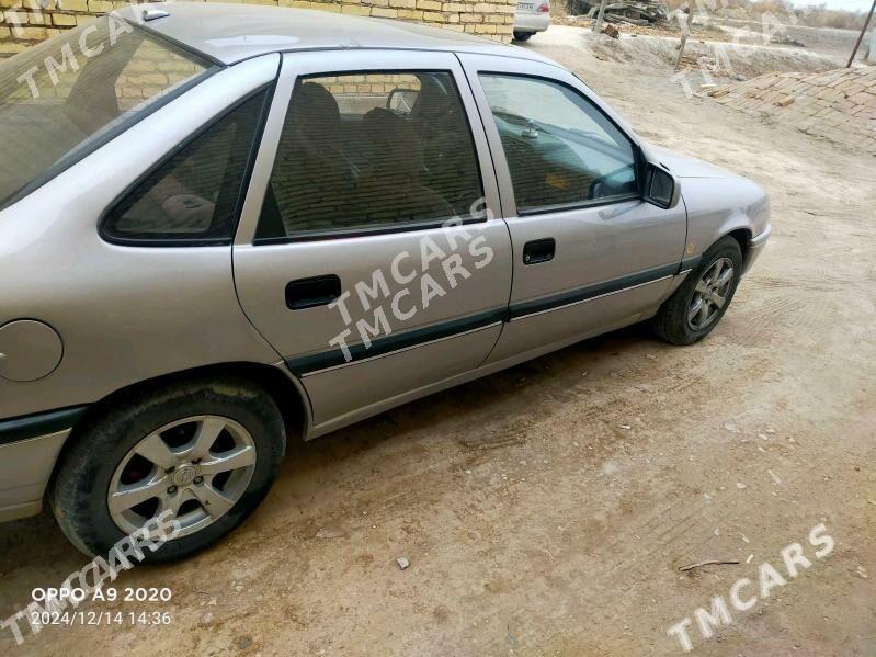 Opel Vectra 1992 - 30 000 TMT - Дянев - img 3