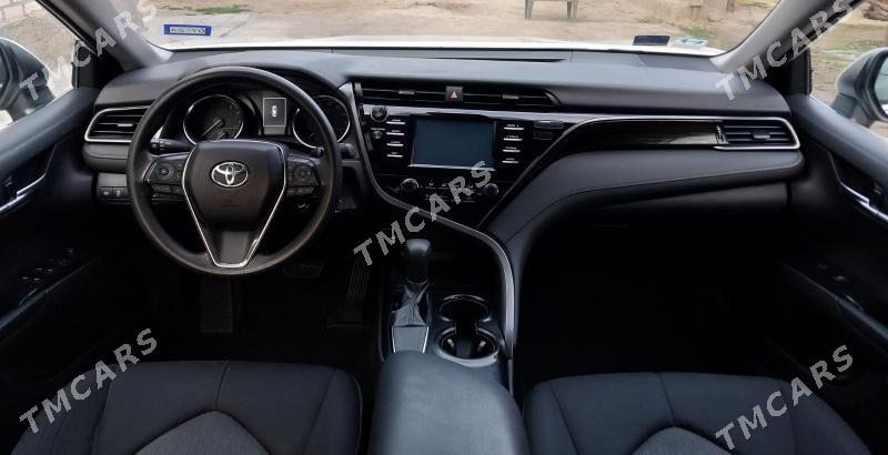 Toyota Camry 2019 - 290 000 TMT - Aşgabat - img 5