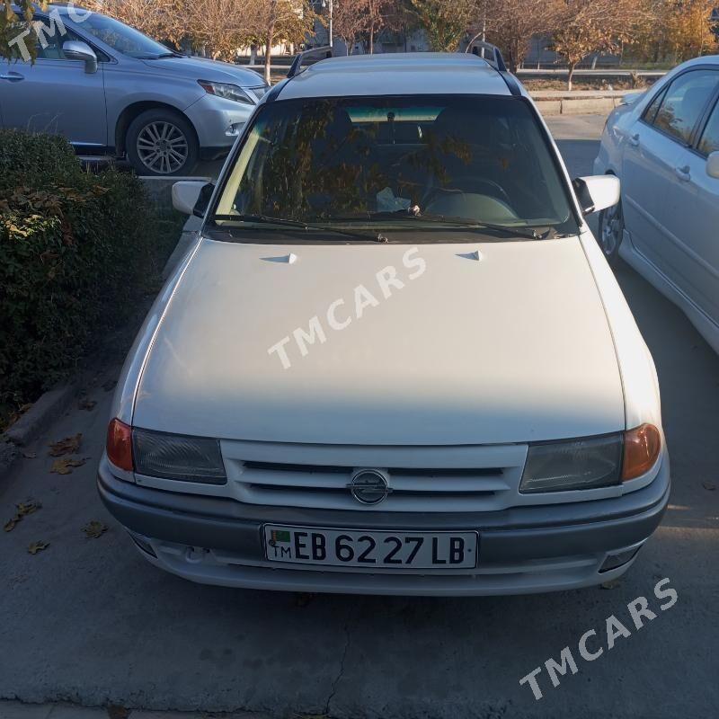 Opel Astra 1992 - 34 000 TMT - Фарап - img 8