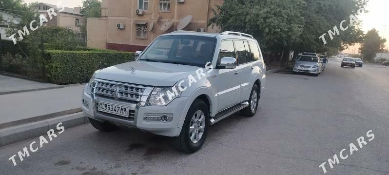 Mitsubishi Pajero 2016 - 275 000 TMT - Мары - img 2