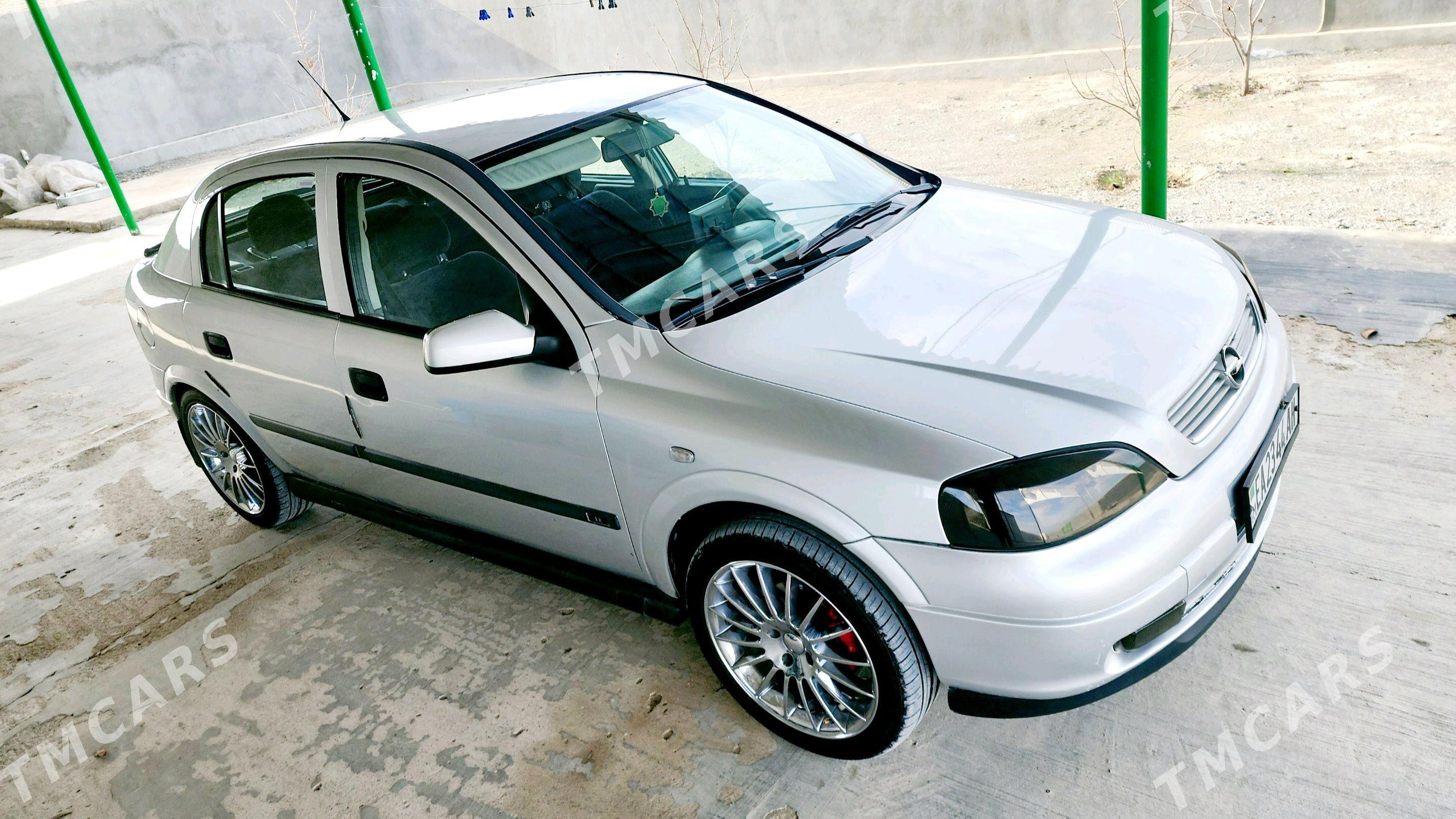 Opel Astra 2000 - 82 000 TMT - Bäherden - img 3