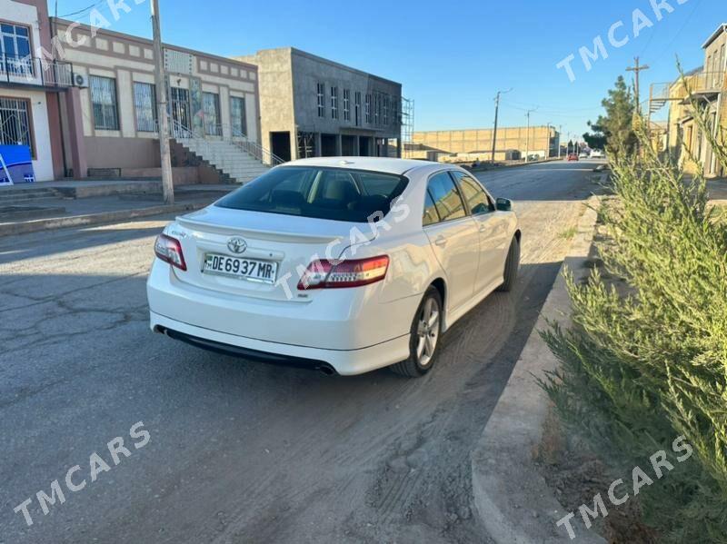 Toyota Camry 2010 - 190 000 TMT - Мары - img 6