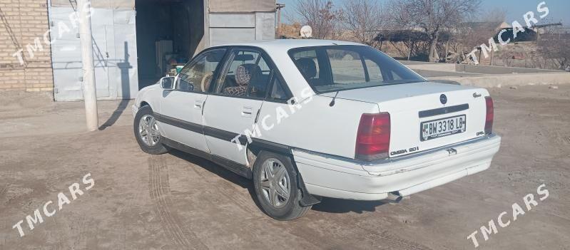 Opel Omega 1992 - 22 000 TMT - Саят - img 6