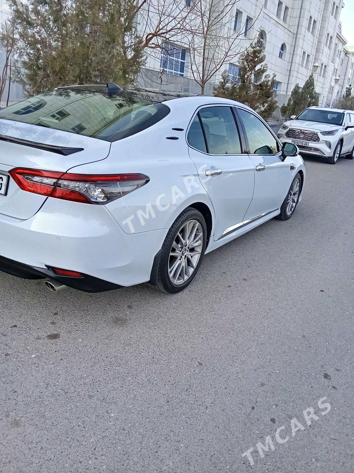 Toyota Camry 2021 - 370 000 TMT - Ашхабад - img 3