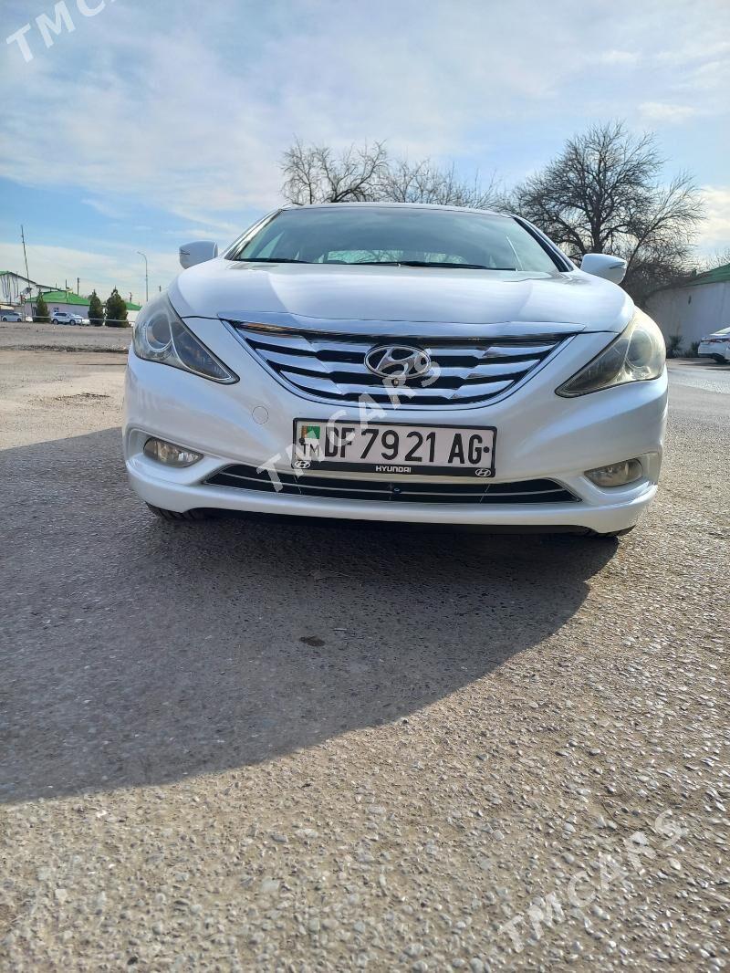 Hyundai Sonata 2011 - 159 000 TMT - Мир 2 - img 4