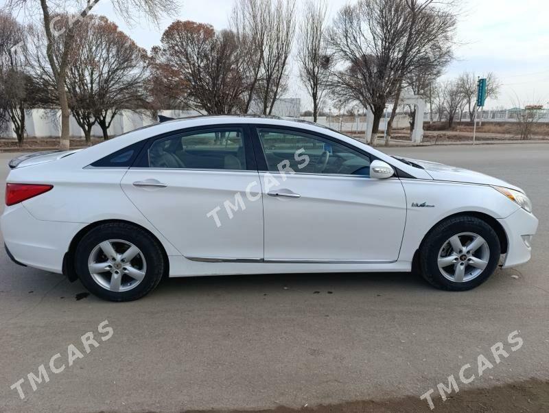 Hyundai Sonata 2012 - 155 000 TMT - Дашогуз - img 6