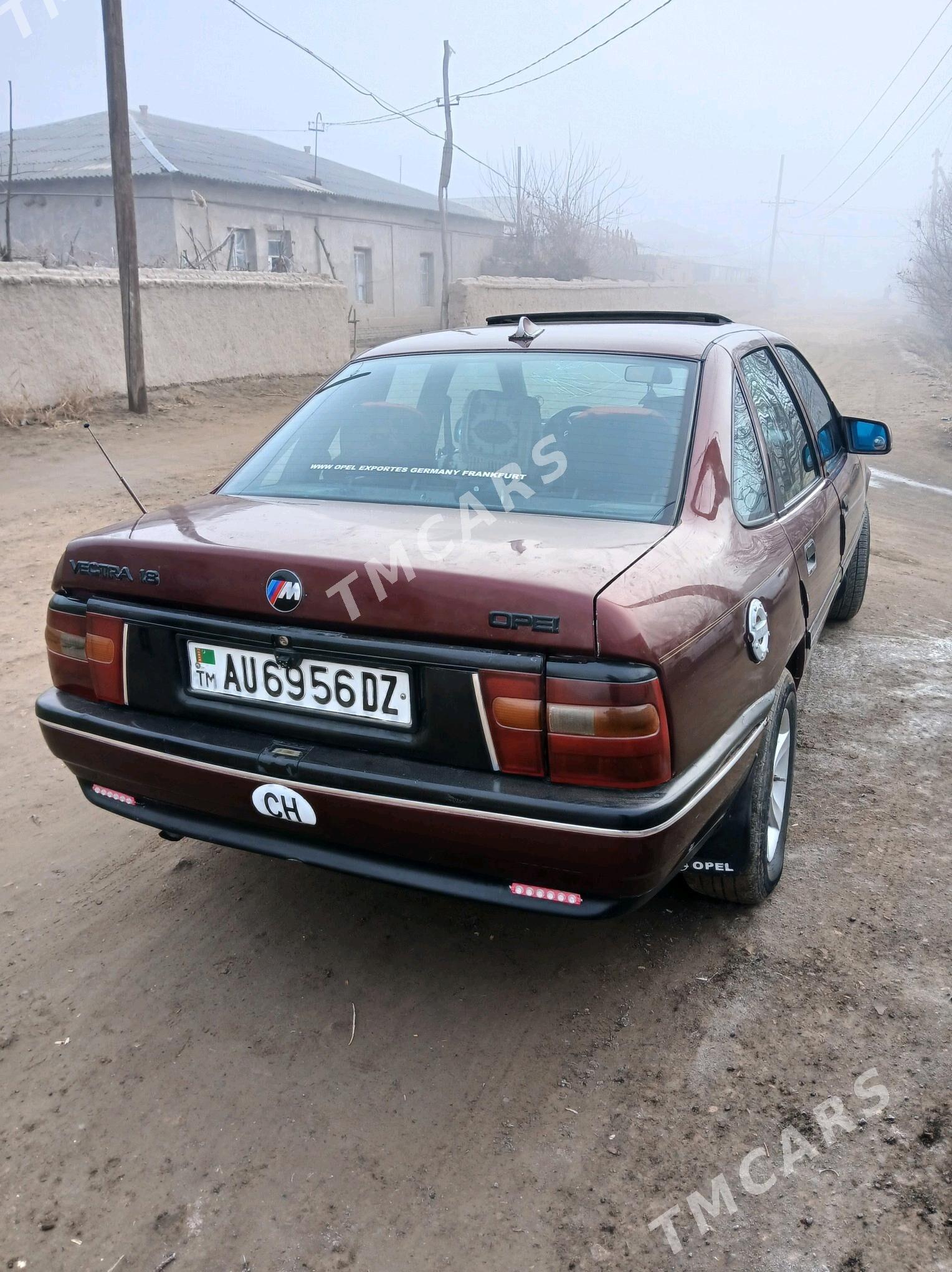 Opel Vectra 1990 - 30 000 TMT - Губадаг - img 5