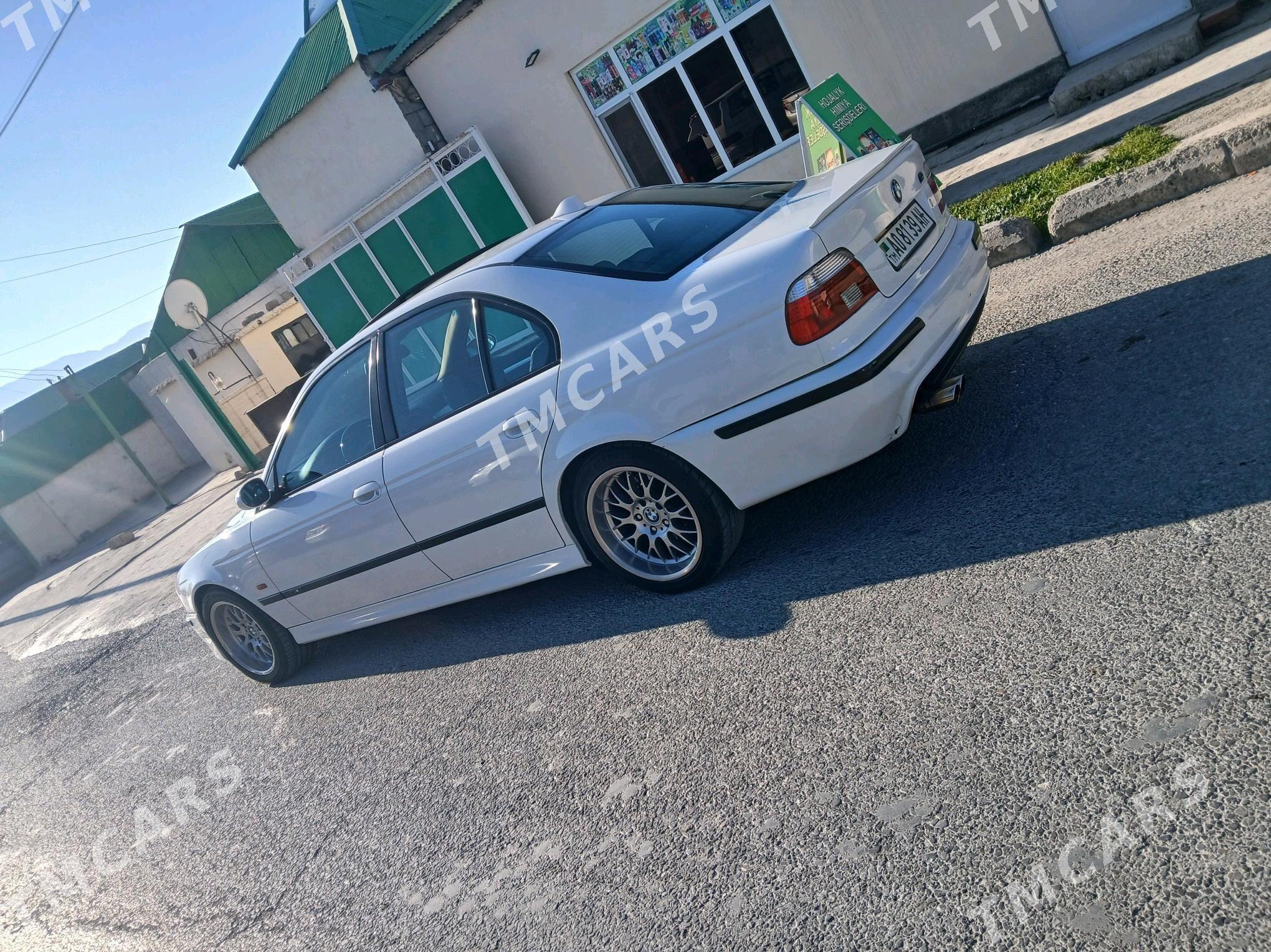 BMW E39 2001 - 105 000 TMT - Aşgabat - img 5