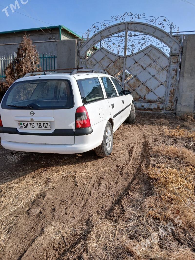 Opel Vectra 1998 - 50 000 TMT - Дашогуз - img 4