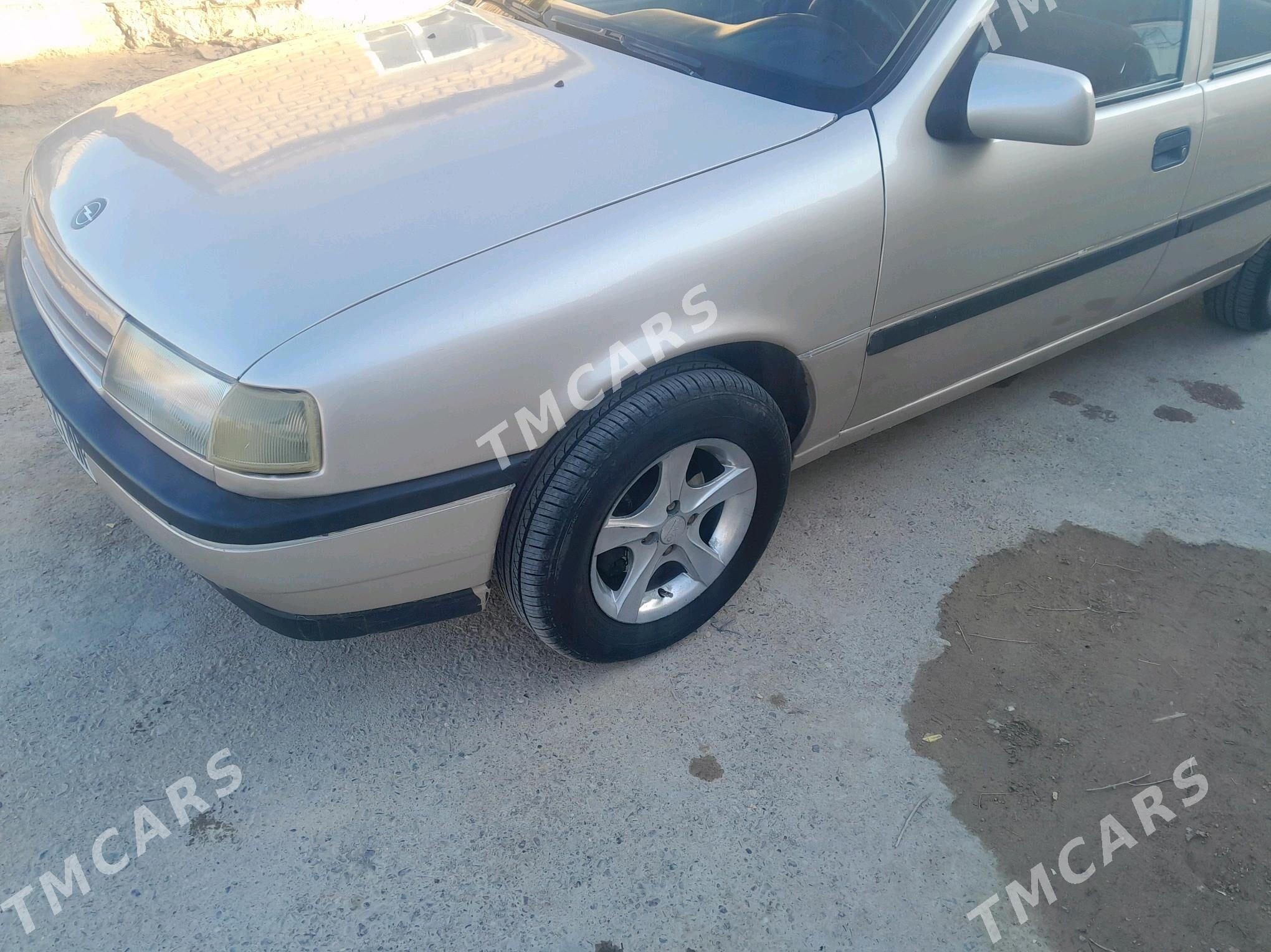 Opel Vectra 1991 - 32 000 TMT - Mary - img 2