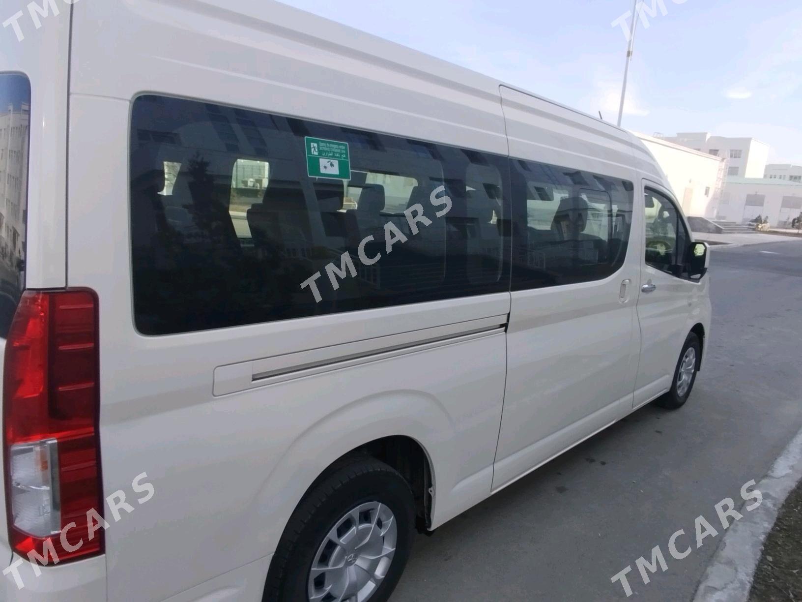 Toyota Hiace 2019 - 600 000 TMT - Аркадаг - img 2